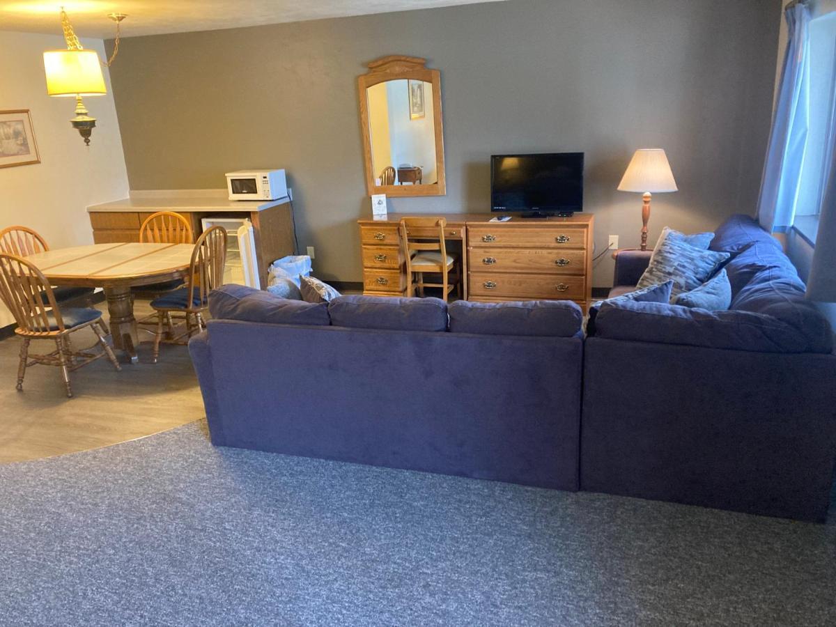 Landmark Motel Clintonville Ngoại thất bức ảnh