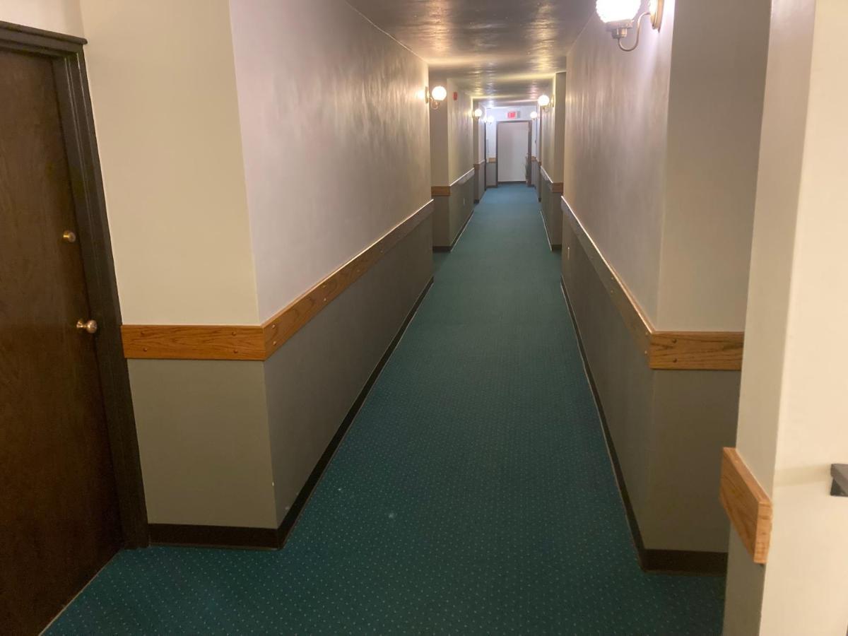 Landmark Motel Clintonville Ngoại thất bức ảnh